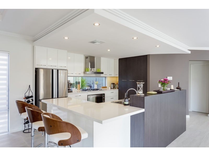 7 Anthus Corner, Waterford WA 6152