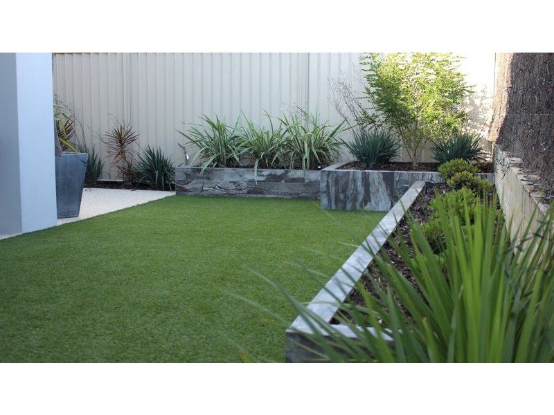 7 Anthus Corner, Waterford WA 6152