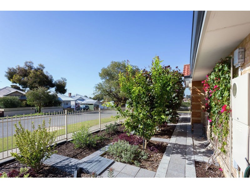 100 Hubert Street, East Victoria Park WA 6101