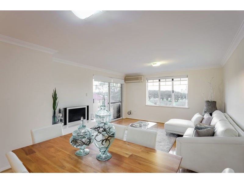 402/7 Heirisson Way, Victoria Park WA 6100