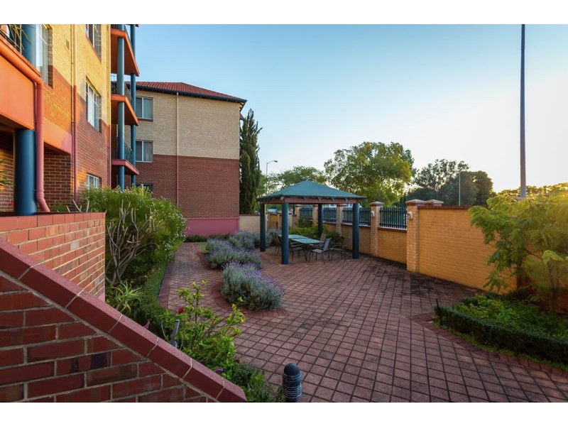 402/7 Heirisson Way, Victoria Park WA 6100