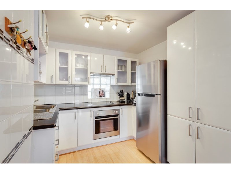 3/7 Mount Henry Road, Como WA 6152