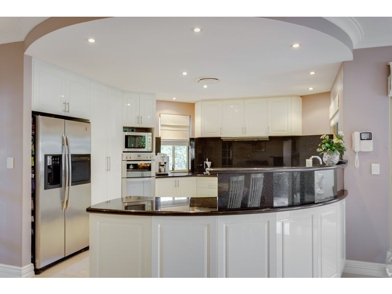 63 Kilkenny Circle, Waterford WA 6152