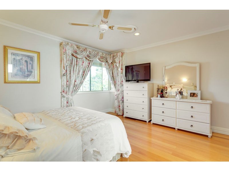 63 Kilkenny Circle, Waterford WA 6152
