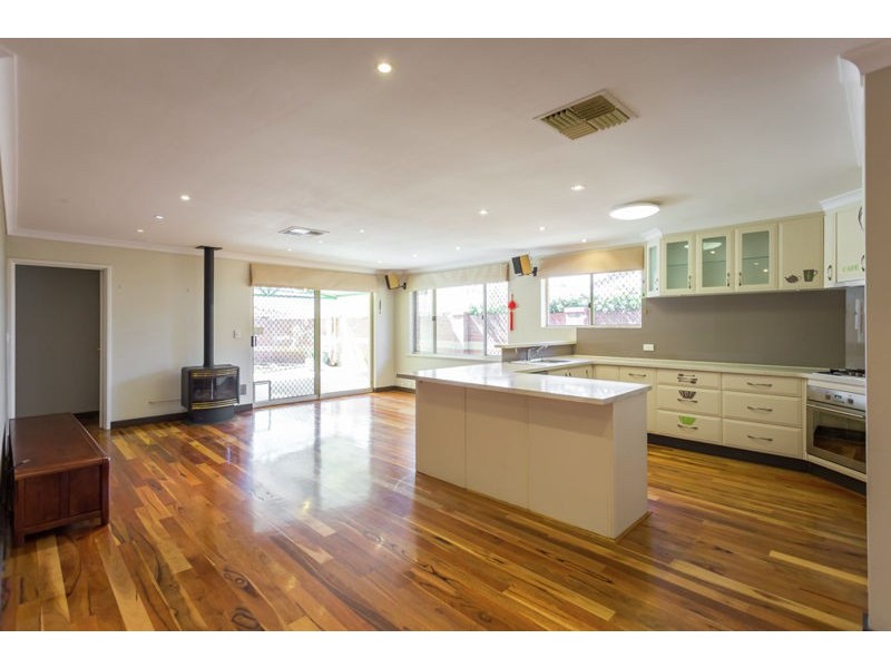 1/42 Cale Street, Como WA 6152