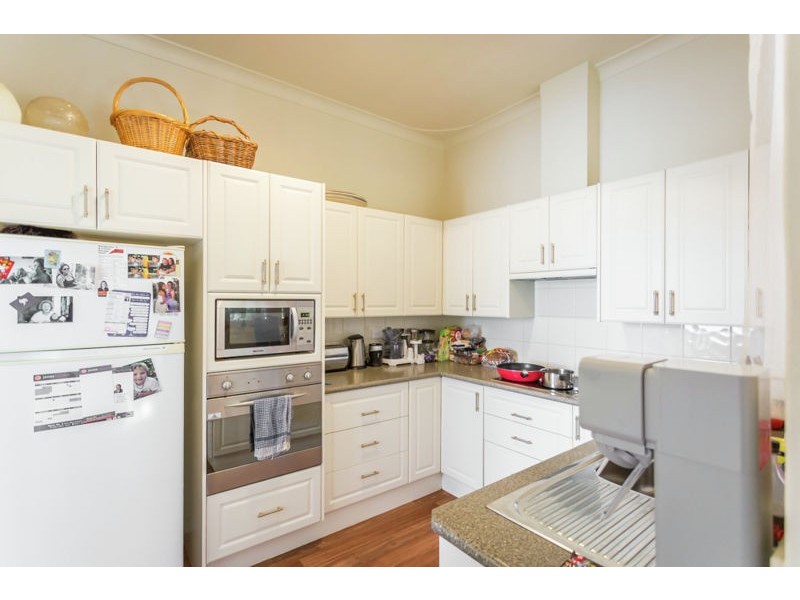 20 Crawshaw Crescent, Manning WA 6152