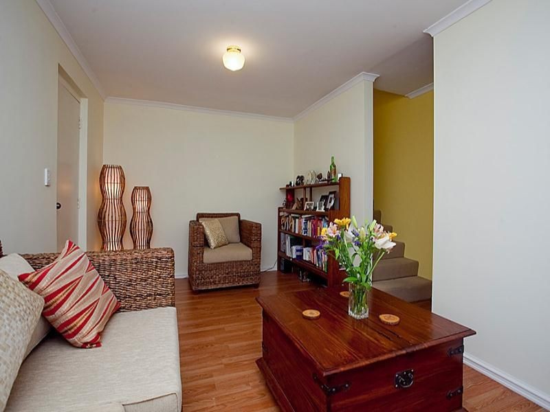 1/4 Ferguson Street, Maylands WA 6051