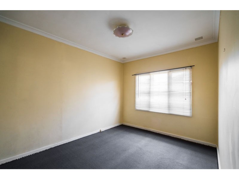 81 Alvah Street, St James WA 6102