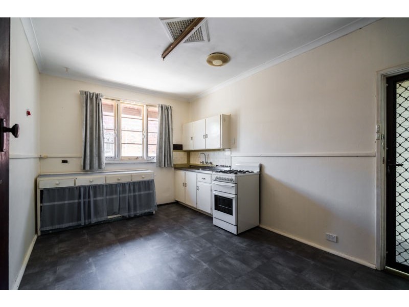 81 Alvah Street, St James WA 6102