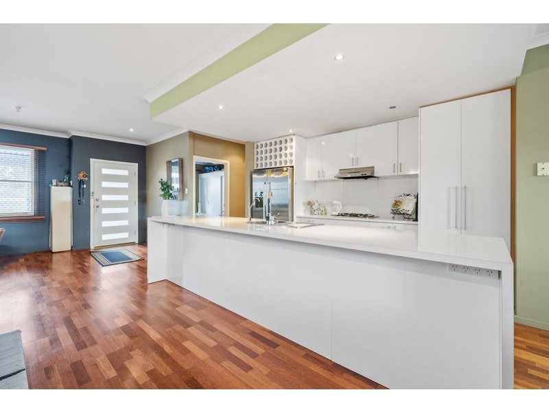 138 Manning Road, Manning WA 6152