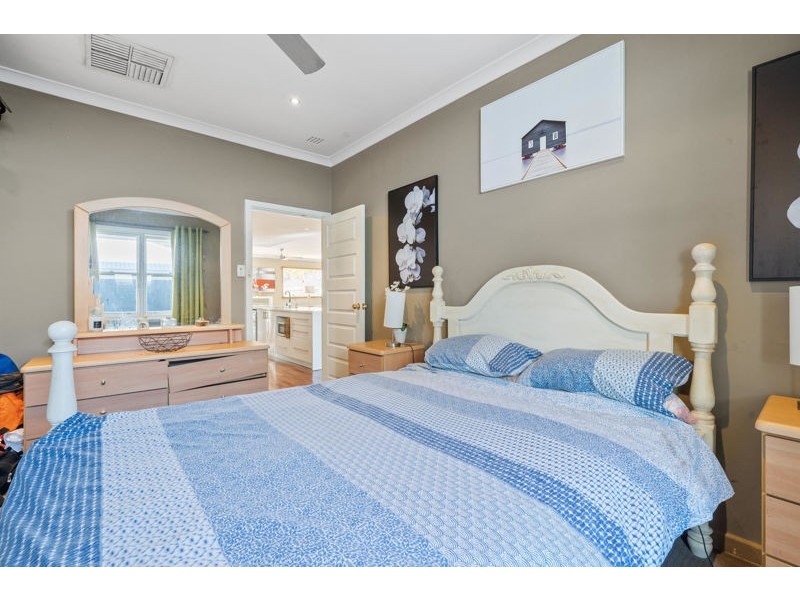 138 Manning Road, Manning WA 6152