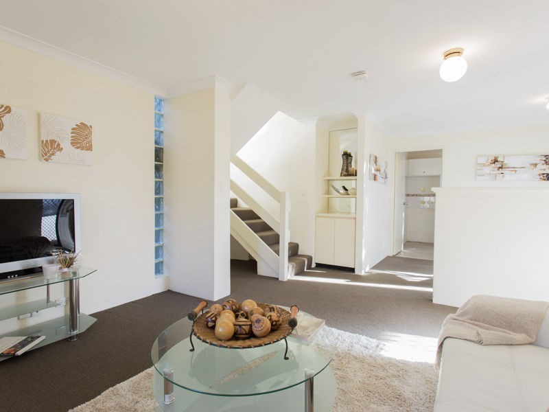 1/20 Axford Street, Como WA 6152