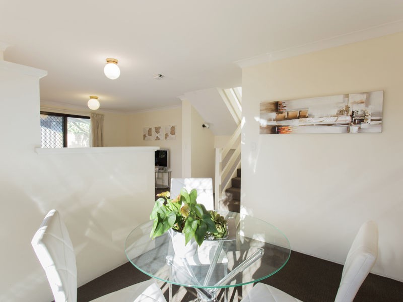 1/20 Axford Street, Como WA 6152