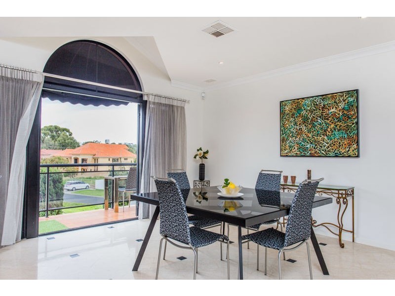 2/40 Swanview Terrace, South Perth WA 6151