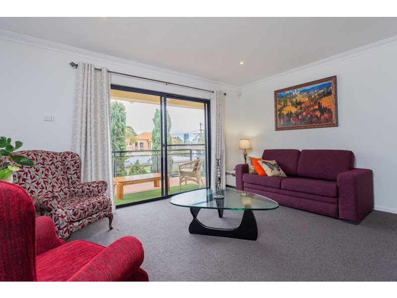 2/40 Swanview Terrace, South Perth WA 6151