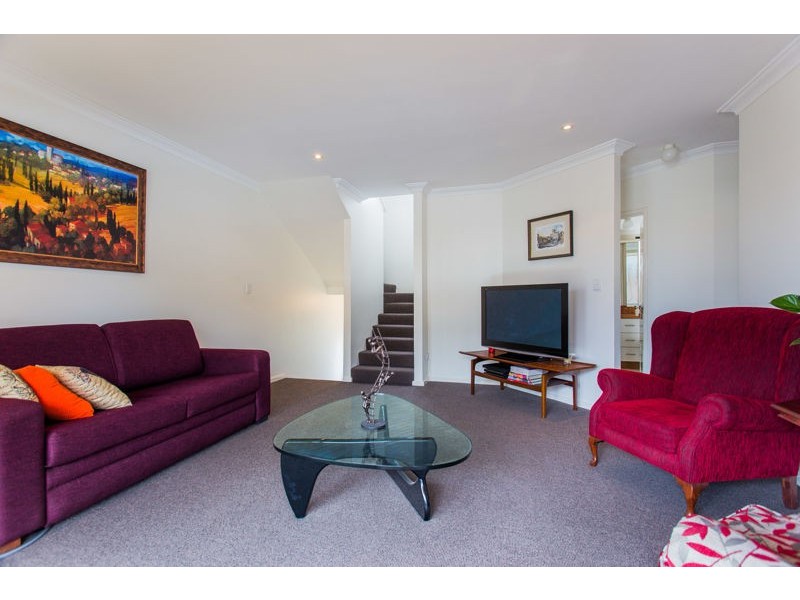 2/40 Swanview Terrace, South Perth WA 6151