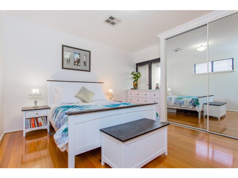 2/40 Swanview Terrace, South Perth WA 6151