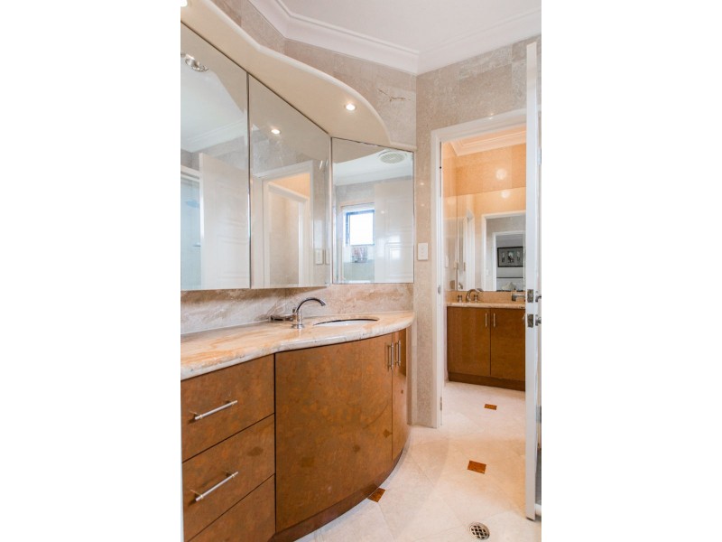 2/40 Swanview Terrace, South Perth WA 6151