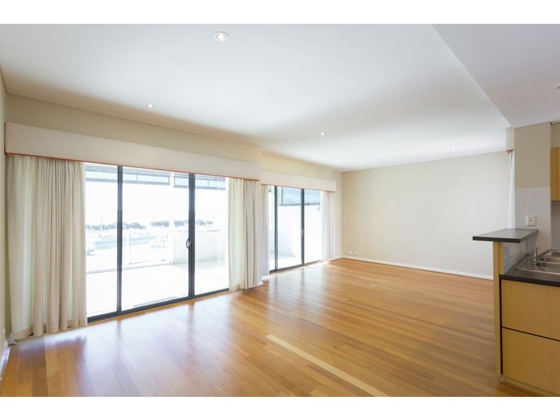 7/105 Melville Parade, Como WA 6152