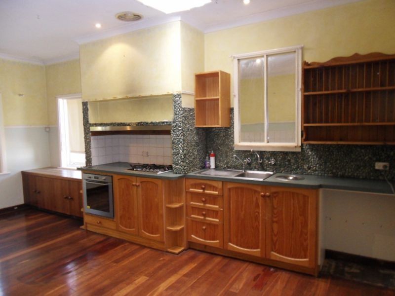 49 Bickley Crescent, Manning WA 6152