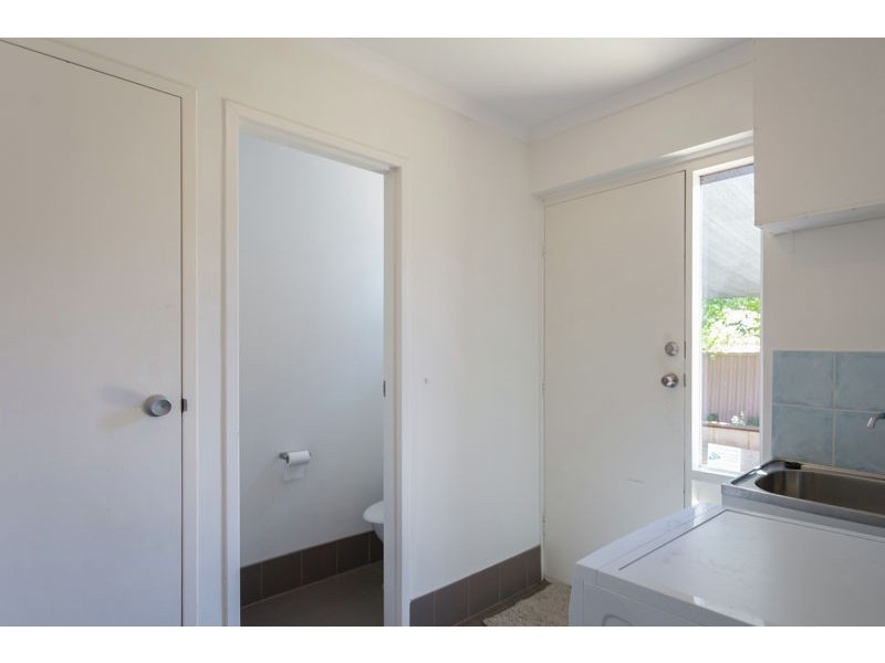 1/98 Clydesdale Street, Como WA 6152