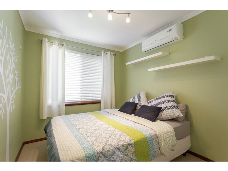 1/98 Clydesdale Street, Como WA 6152