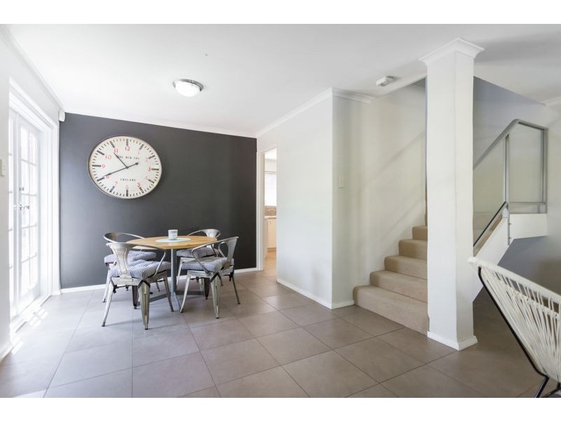 1/98 Clydesdale Street, Como WA 6152