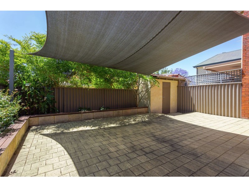 1/98 Clydesdale Street, Como WA 6152