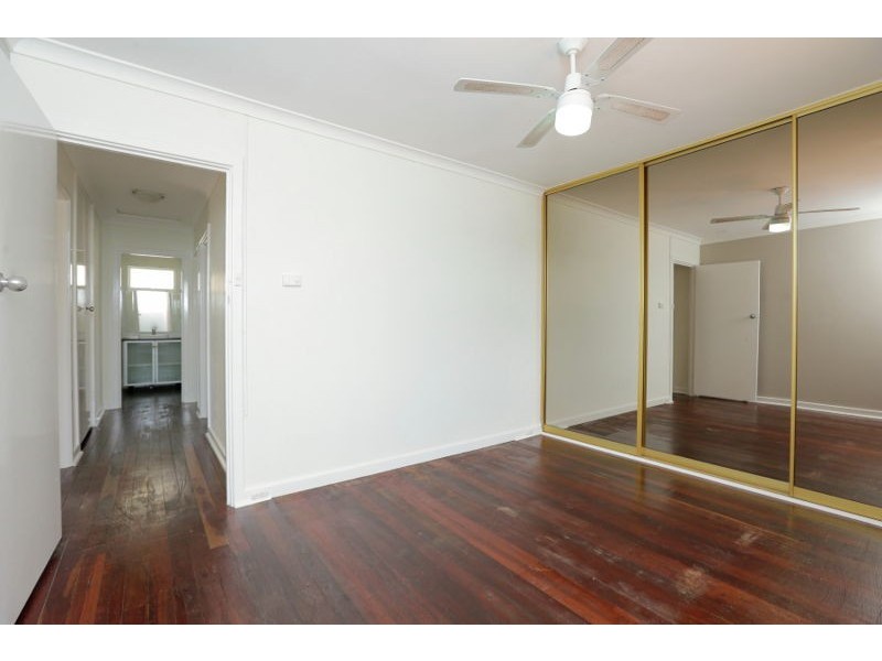 36 Clenham Way, Kelmscott WA 6111
