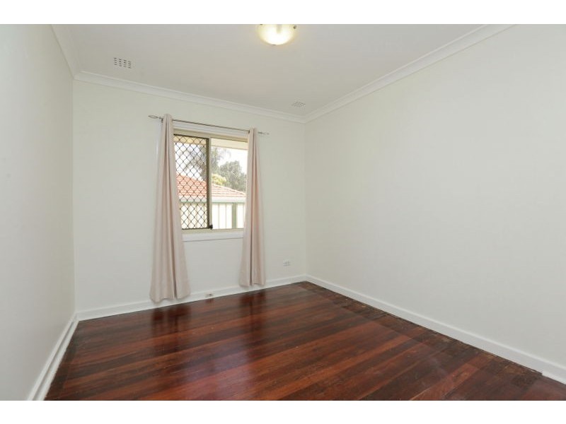 36 Clenham Way, Kelmscott WA 6111