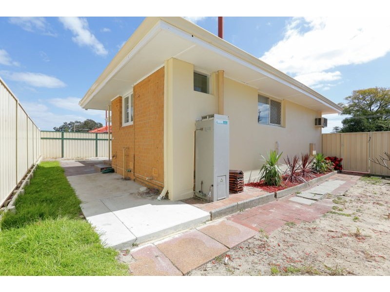 36 Clenham Way, Kelmscott WA 6111