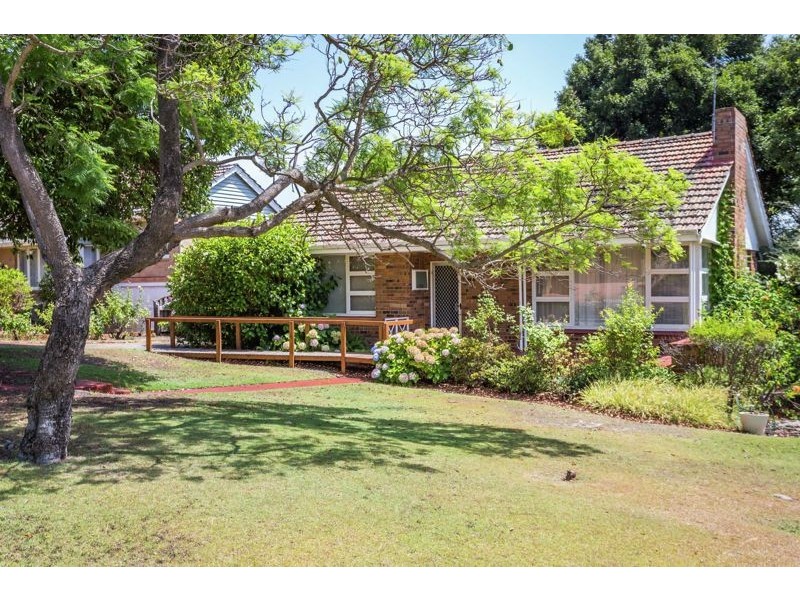 20 Crawshaw Crescent, Manning WA 6152