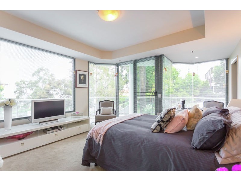 1/10 Kings Park Avenue, Crawley WA 6009