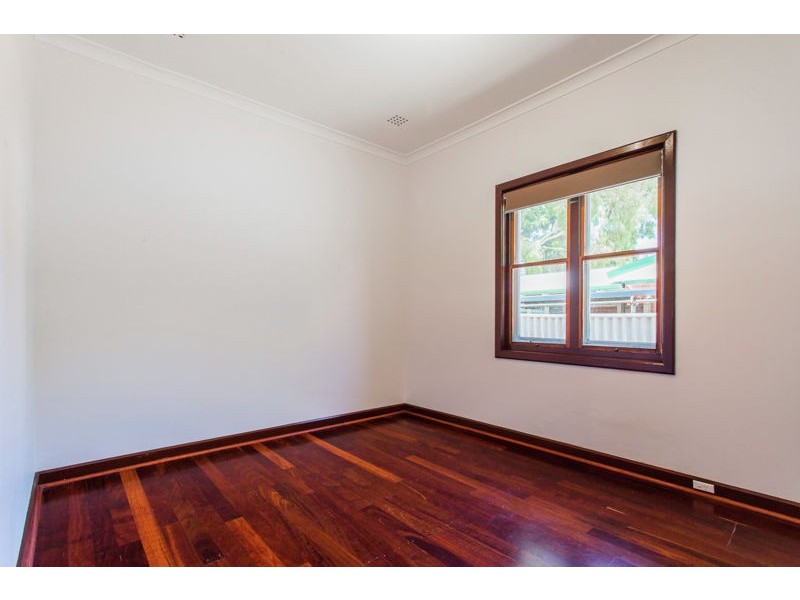 54 Hill View Terrace, St James WA 6102