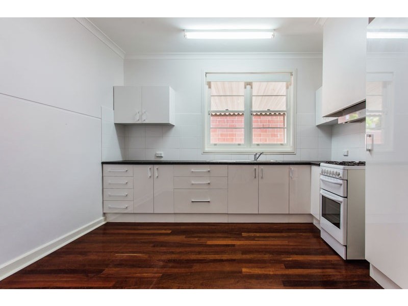 54 Hill View Terrace, St James WA 6102