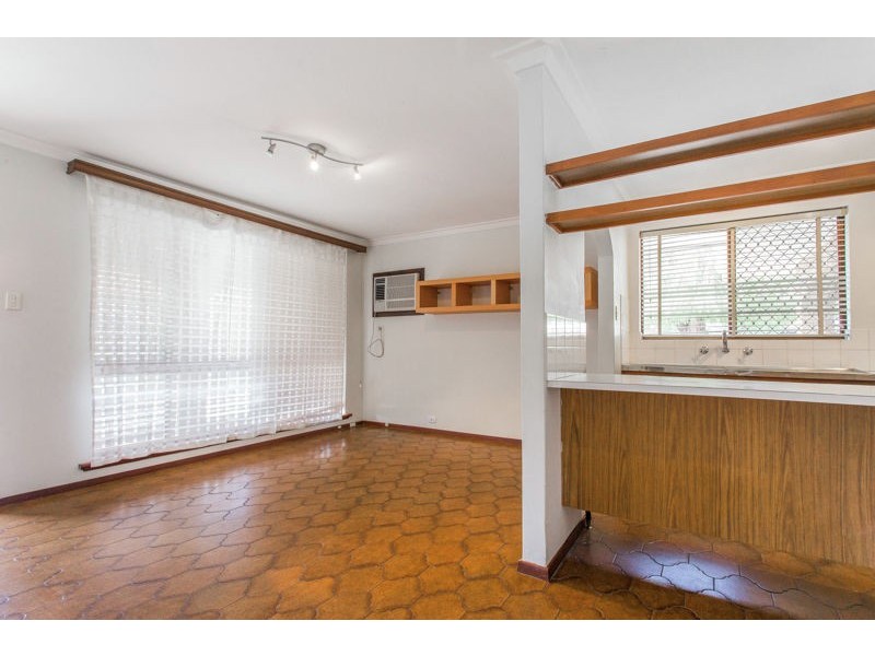 1/11 Talbot Avenue, Como WA 6152