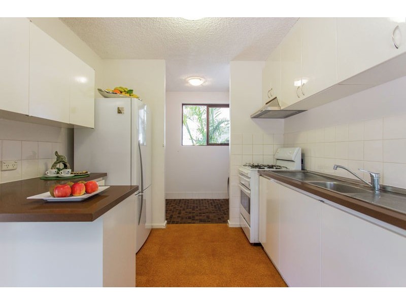 4/4 Lawrence Street, Como WA 6152