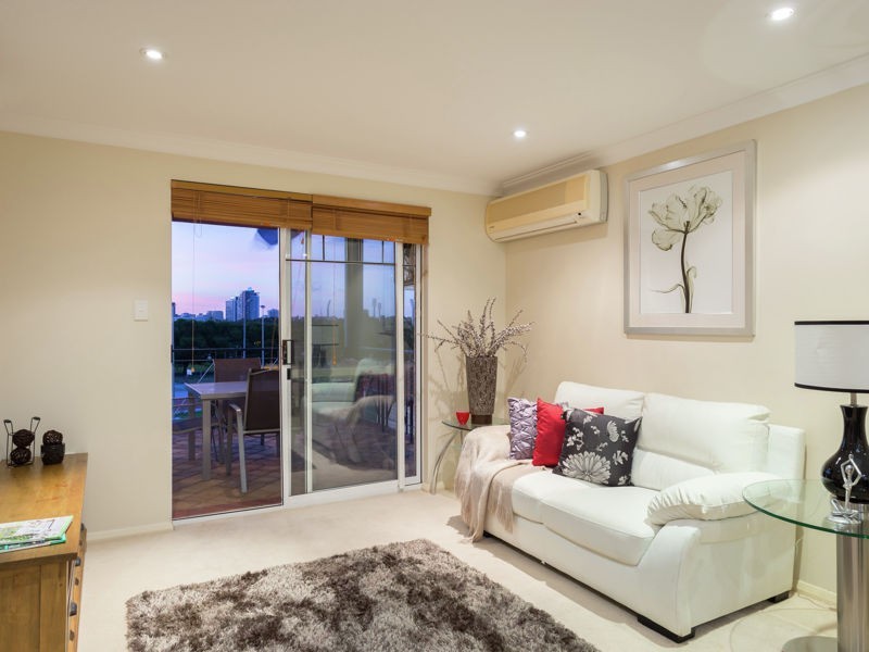 405/9 Heirisson Way, Victoria Park WA 6100