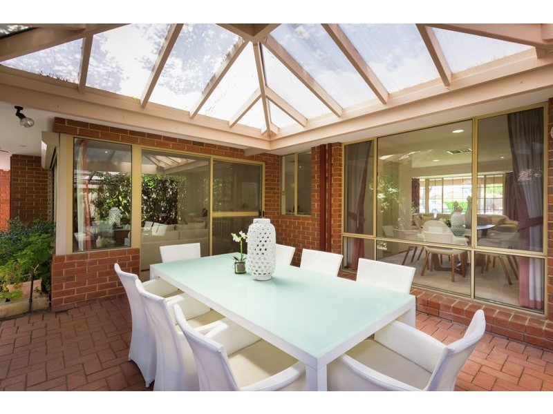 26 Marcus Avenue, Booragoon WA 6154