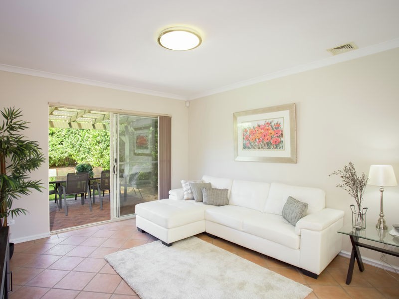 8A Pepler Avenue, Salter Point WA 6152