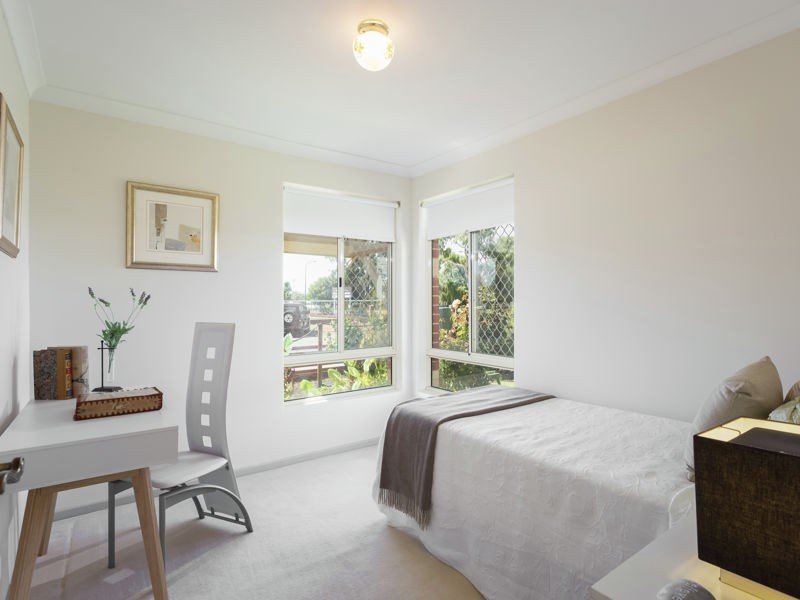 90 Cloister Avenue, Manning WA 6152