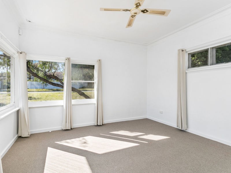 5 Monash Avenue, Como WA 6152
