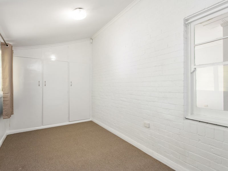 5 Monash Avenue, Como WA 6152