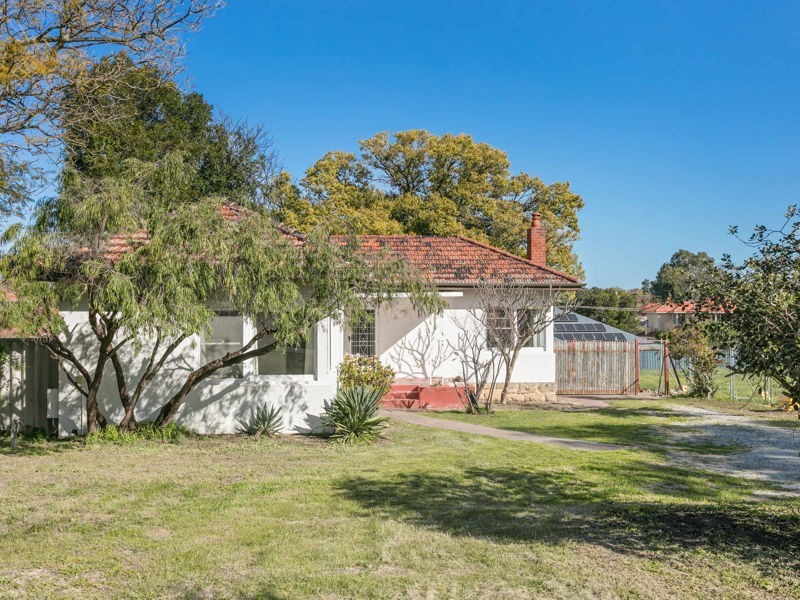 5 Monash Avenue, Como WA 6152