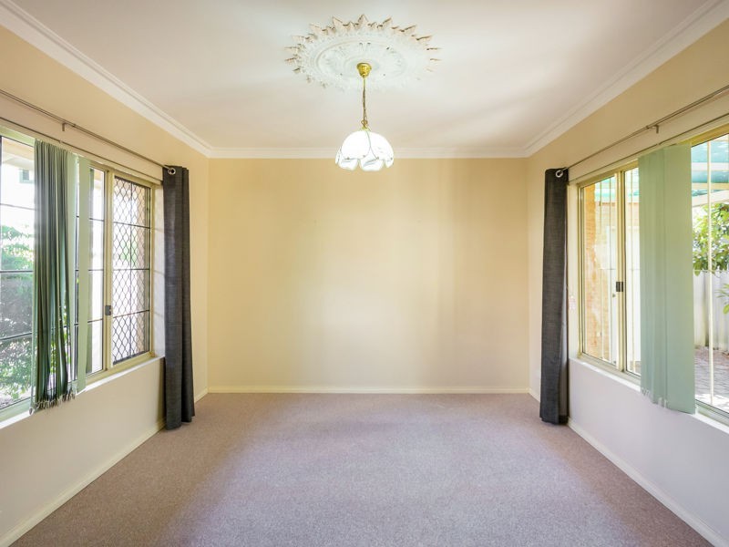 1/363 Canning Highway, Como WA 6152