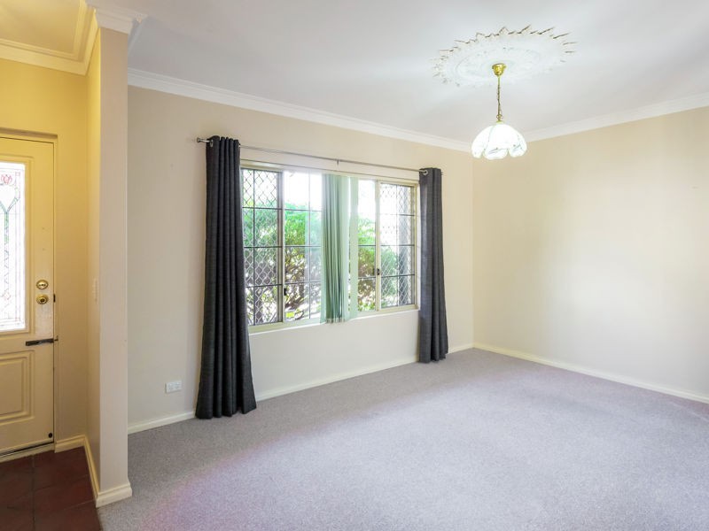 1/363 Canning Highway, Como WA 6152