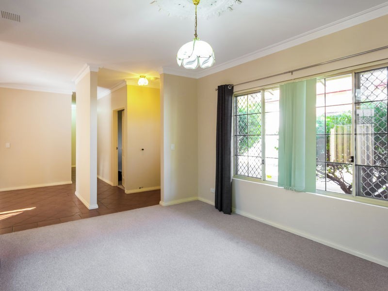 1/363 Canning Highway, Como WA 6152