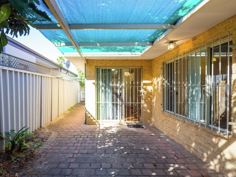 1/363 Canning Highway, Como WA 6152