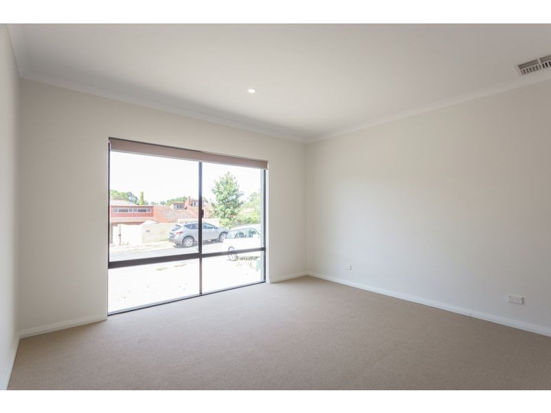 40B Saunders Street, Como WA 6152