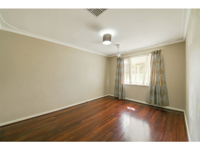 35A Clovelly Crescent, Lynwood WA 6147